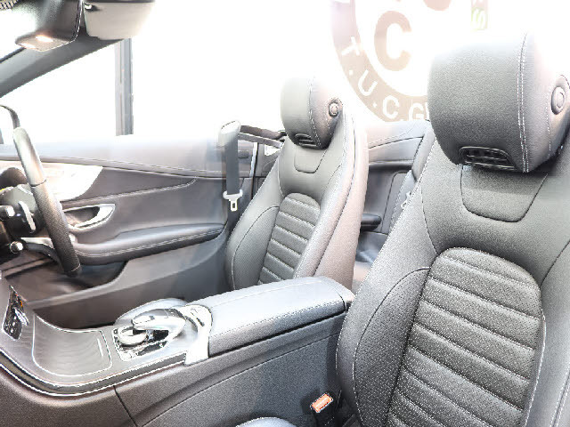 メルセデス・ベンツ Cクラス   東京都の詳細画像 その4