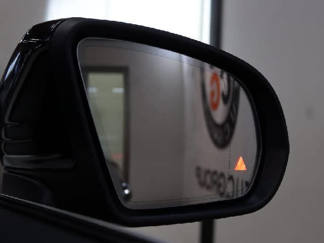 メルセデス・ベンツ Cクラス   東京都の詳細画像 その9