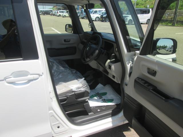 ホンダ N-BOX   新潟県の詳細画像 その9