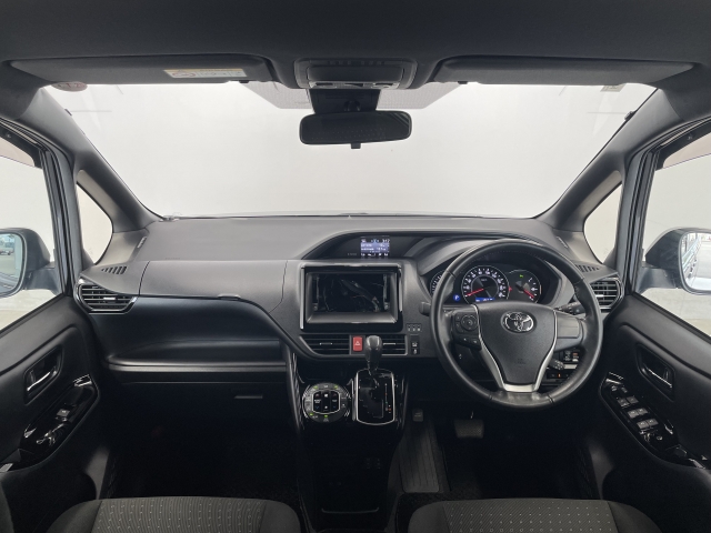 トヨタ ノア 2.0 G  宮崎県の詳細画像 その2