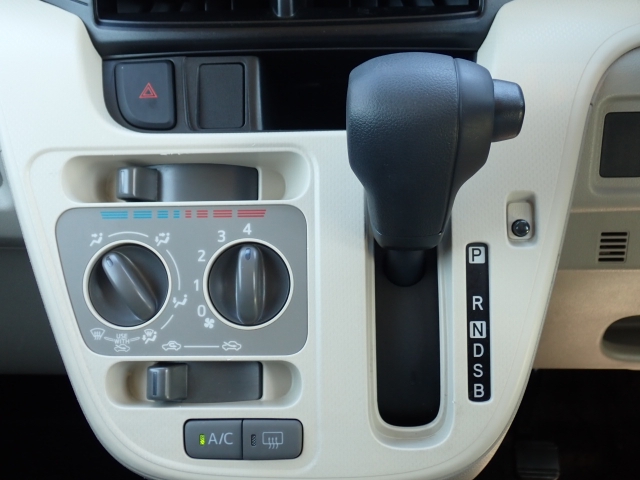 ダイハツ ムーヴ   福岡県の詳細画像 その9