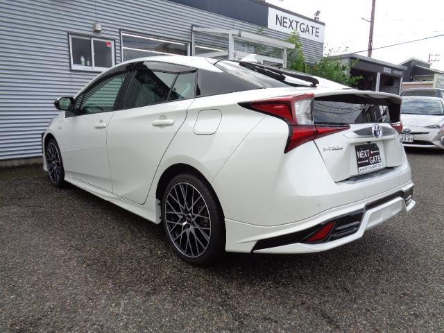 トヨタ&nbsp;プリウス&nbsp;1.8 S ツーリングセレクション&nbsp;&nbsp;新潟県の詳細画像&nbsp;その7