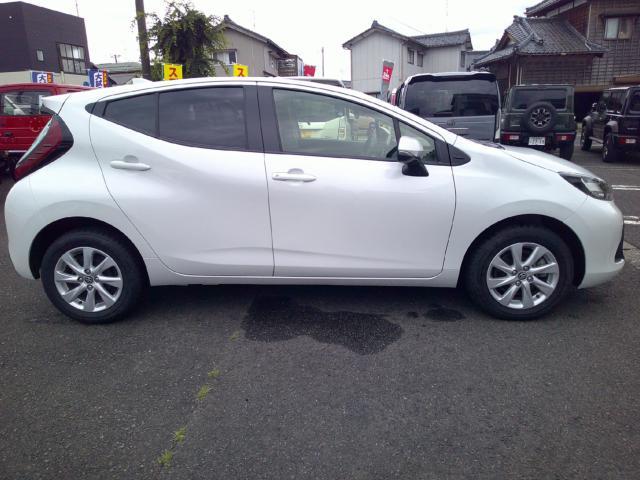 トヨタ アクア 1.5 X  新潟県の詳細画像 その4