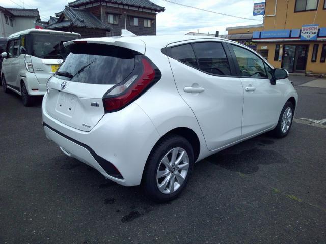 トヨタ アクア 1.5 X  新潟県の詳細画像 その5