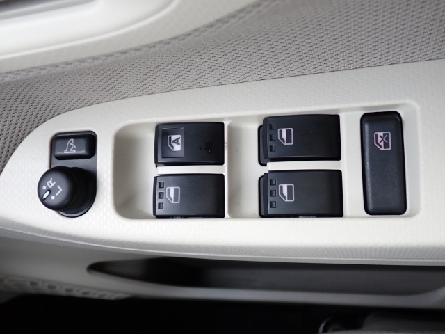 ダイハツ ムーヴ   福岡県の詳細画像 その7