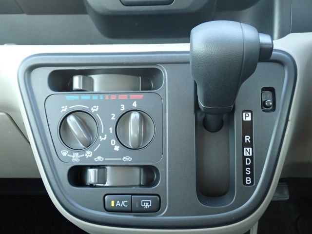 ダイハツ ブーン   福岡県の詳細画像 その9