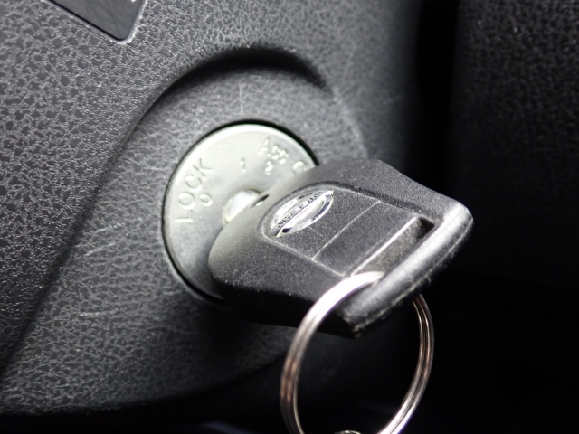 日産 ノート 1.2 S  福岡県の詳細画像 その8