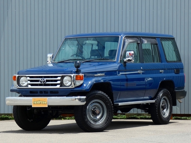 新型車も多数！トヨタ ランドクルーザー70 年式:2001年/平成13年