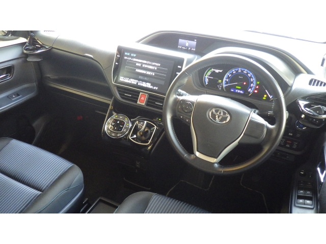 トヨタ ヴォクシー   埼玉県の詳細画像 その2