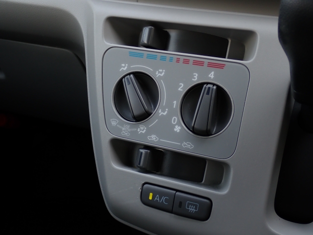 ダイハツ ミライース   兵庫県の詳細画像 その7