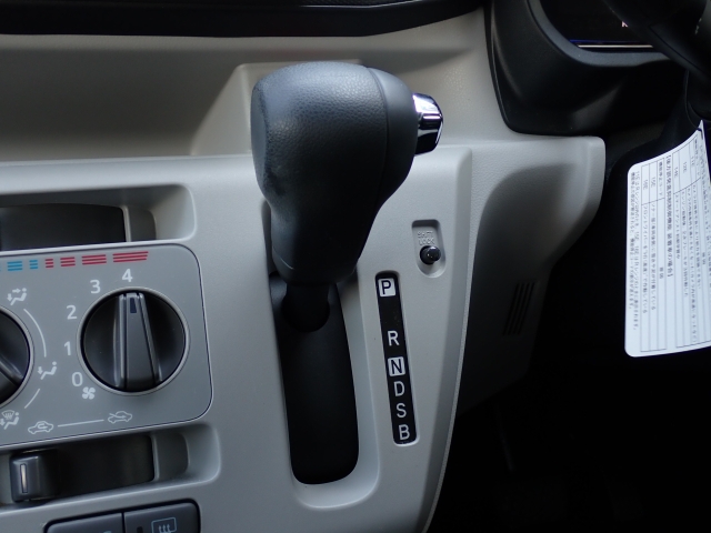 ダイハツ ミライース   兵庫県の詳細画像 その8