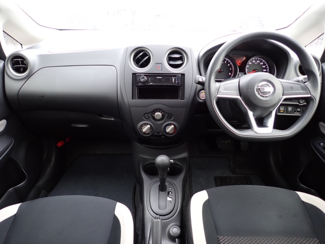 日産 ノート 1.2 X  兵庫県の詳細画像 その2