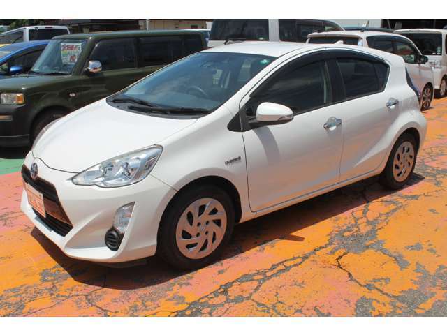 トヨタ アクア 1.5 S  埼玉県