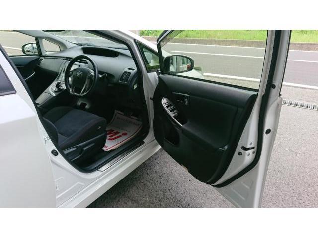 トヨタ プリウス 1.8 S ツーリングセレクション G's  香川県の詳細画像 その8