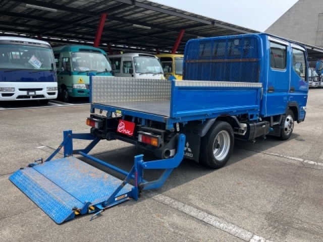 三菱 キャンター   愛知県