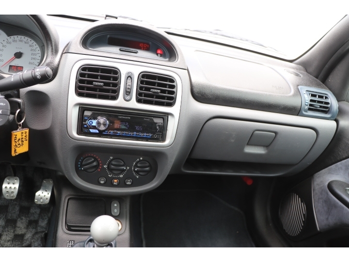 ルノー ルーテシア ルノースポール2.0  神奈川県の詳細画像 その4