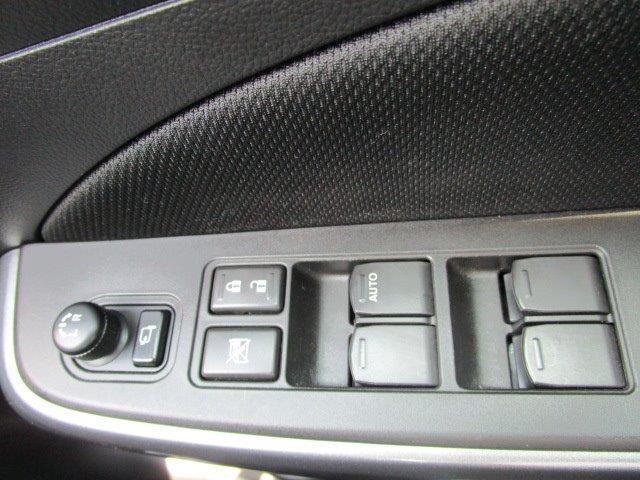 スズキ スイフト   三重県の詳細画像 その2