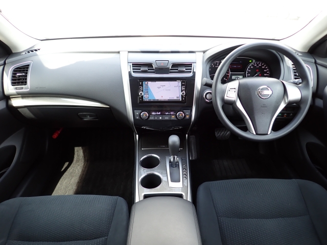 日産 ティアナ 2.5 XE  兵庫県の詳細画像 その2