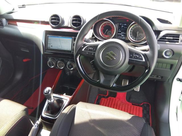 スズキ スイフト   埼玉県の詳細画像 その5