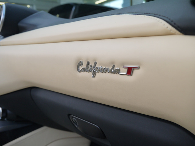 フェラーリ カリフォルニア   東京都の詳細画像 その8