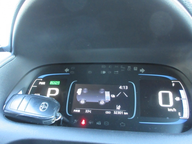 トヨタ アクア 1.5 X  秋田県の詳細画像 その6