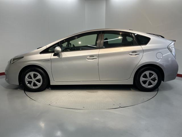 トヨタ&nbsp;プリウス&nbsp;1.8 S&nbsp;&nbsp;愛媛県の詳細画像&nbsp;その3