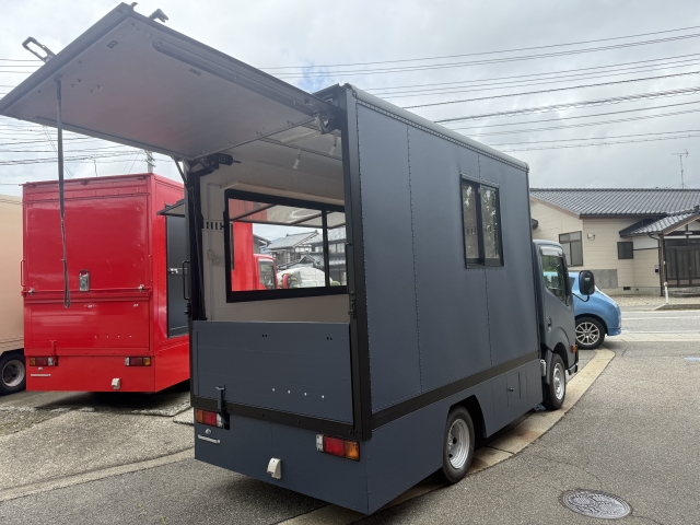 日産 アトラス   新潟県の詳細画像 その4