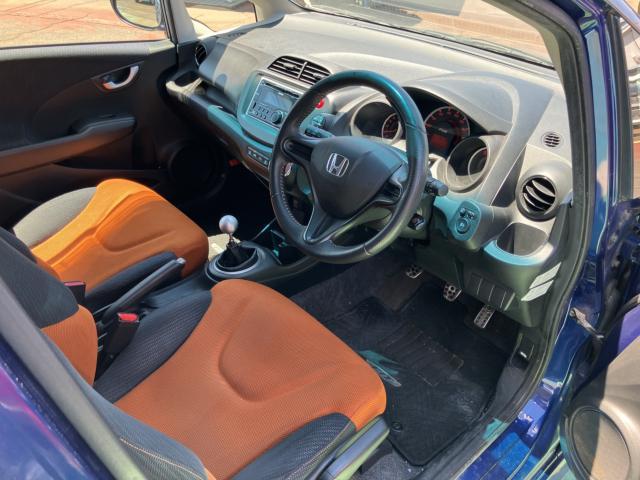 ホンダ&nbsp;フィット&nbsp;1.5 RS&nbsp;&nbsp;新潟県の詳細画像&nbsp;その8