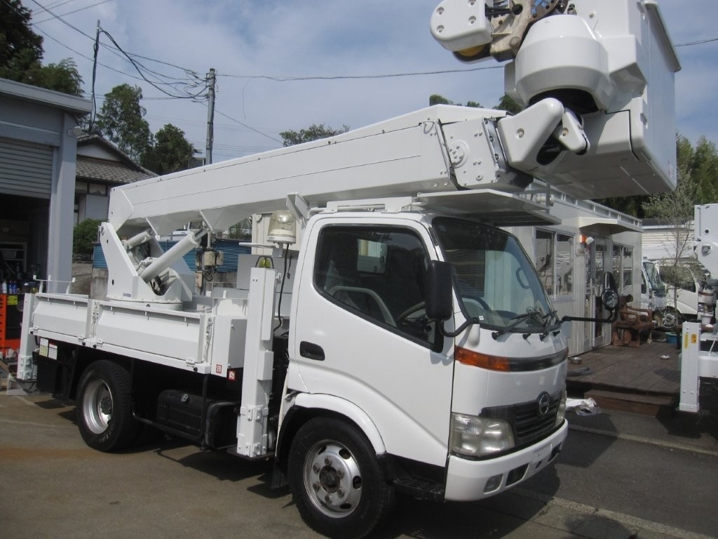 日野自動車 デュトロ   神奈川県