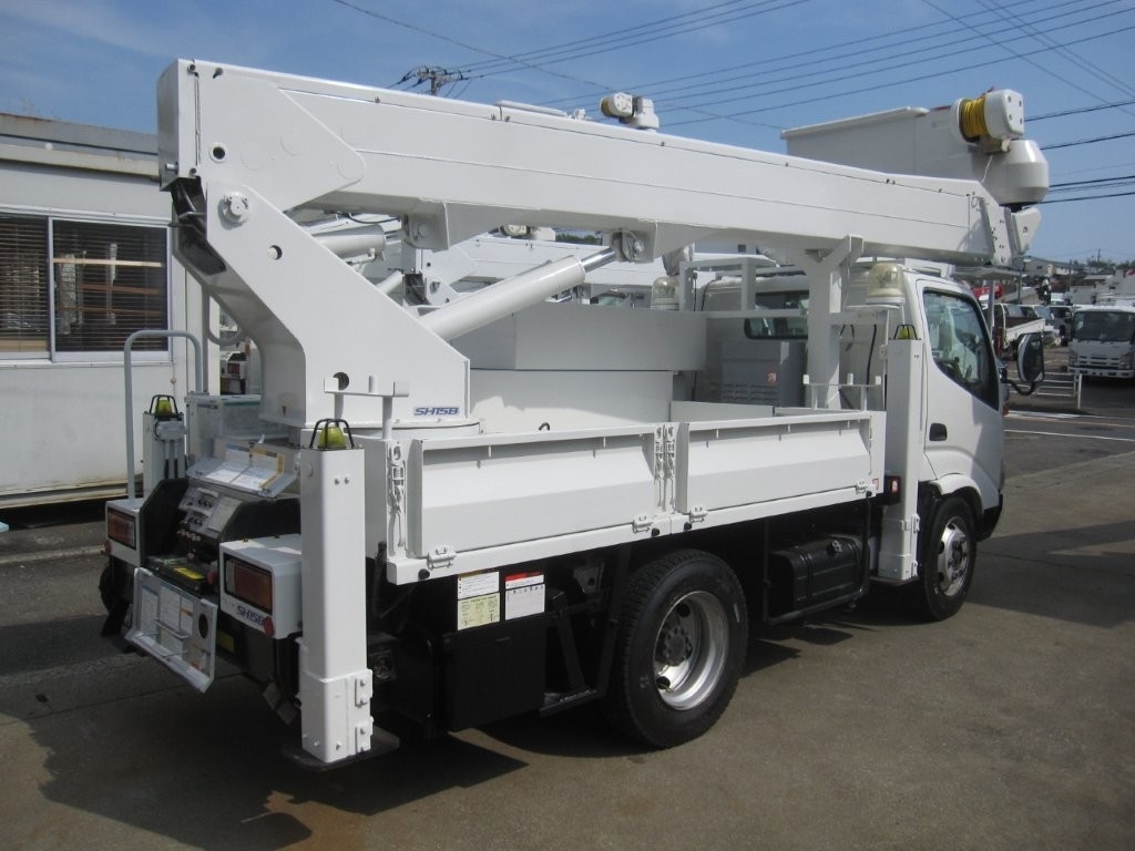 日野自動車 デュトロ   神奈川県の詳細画像 その4