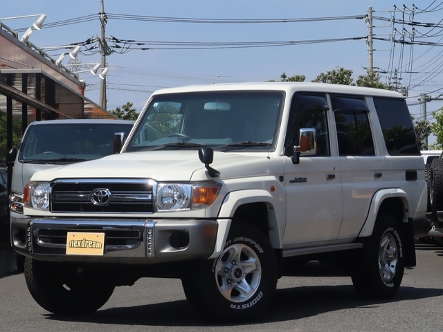 トヨタ ランドクルーザー70   神奈川県