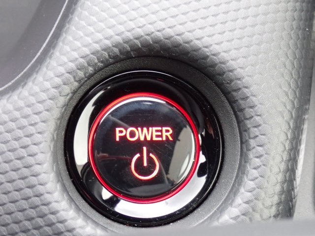 ホンダ&nbsp;フィット&nbsp;1.3 ベーシック&nbsp;&nbsp;福岡県の詳細画像&nbsp;その9