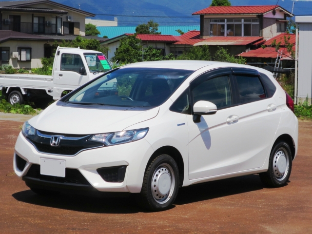 ホンダ フィットハイブリッド   山形県