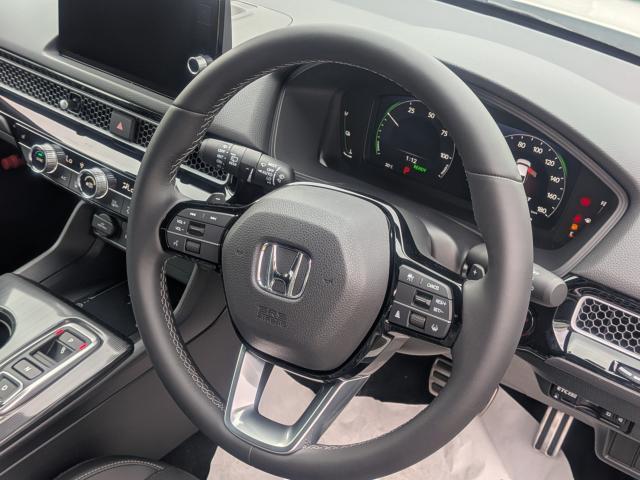 ホンダ シビック 2.0 e:HEV EX  愛媛県の詳細画像 その9