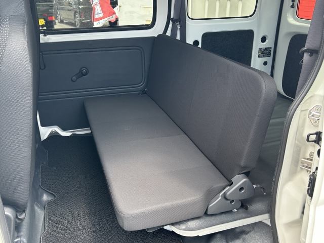 ダイハツ ハイゼットカーゴ   鹿児島県の詳細画像 その9