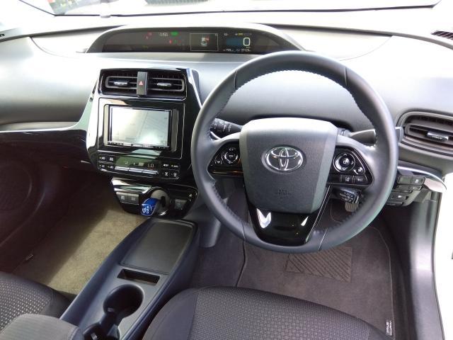トヨタ プリウス 1.8 S  埼玉県の詳細画像 その5