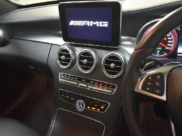 メルセデス・ベンツ Cクラス   千葉県の詳細画像 その9