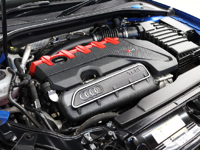 アウディ RS3セダン   東京都の詳細画像 その5