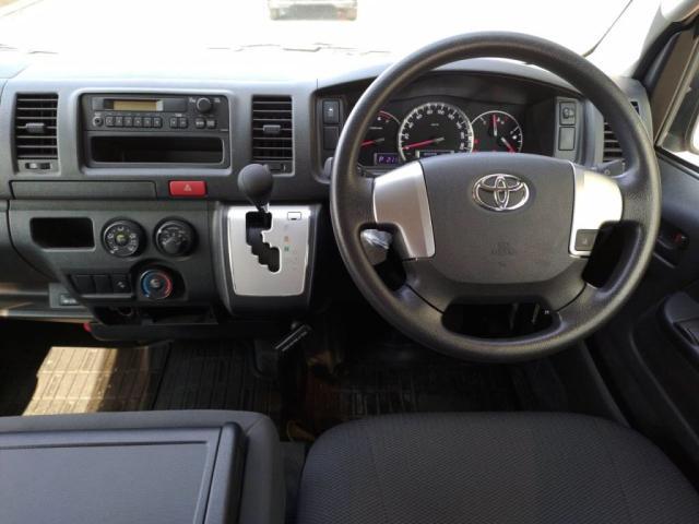 トヨタ ハイエースバン   千葉県の詳細画像 その3