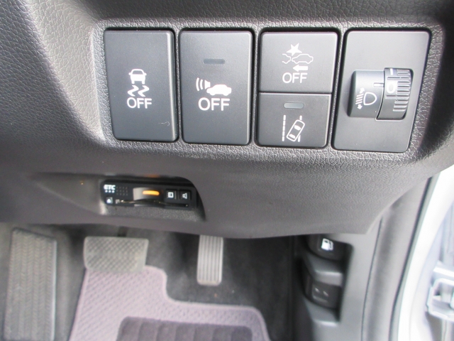 ホンダ シャトル   秋田県の詳細画像 その4