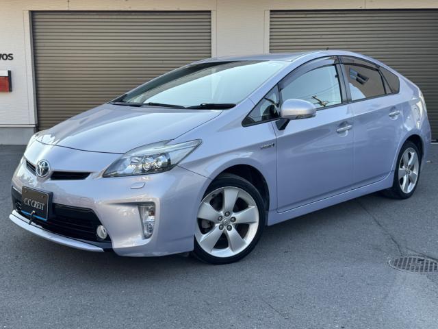 トヨタプリウス 中古車画像