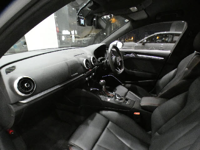 アウディ RS3セダン   神奈川県の詳細画像 その3