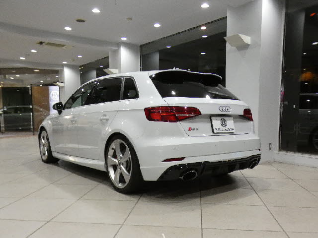 アウディ RS3セダン   神奈川県の詳細画像 その4