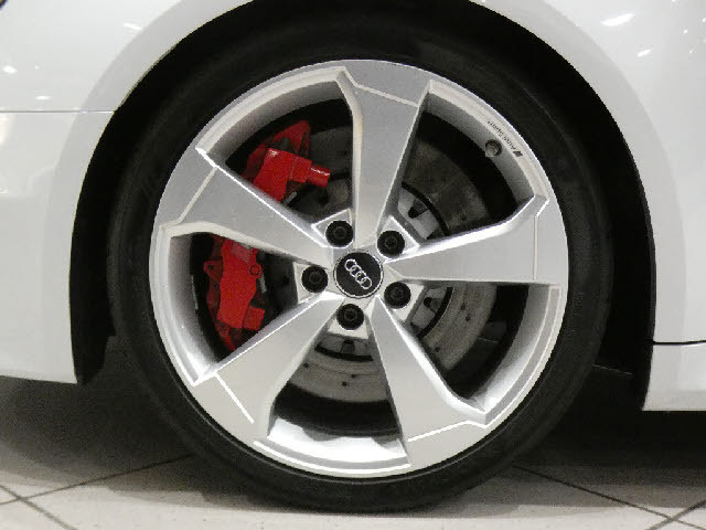 アウディ RS3セダン   神奈川県の詳細画像 その9