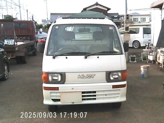 ダイハツ ハイゼットトラック   愛媛県