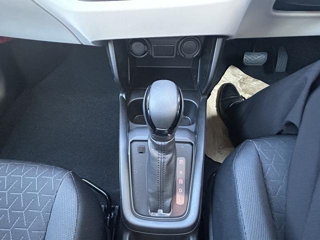 スズキ スイフト 1.2 XG  鹿児島県の詳細画像 その7