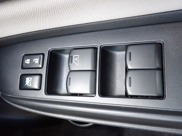 日産 ノート   福岡県の詳細画像 その8