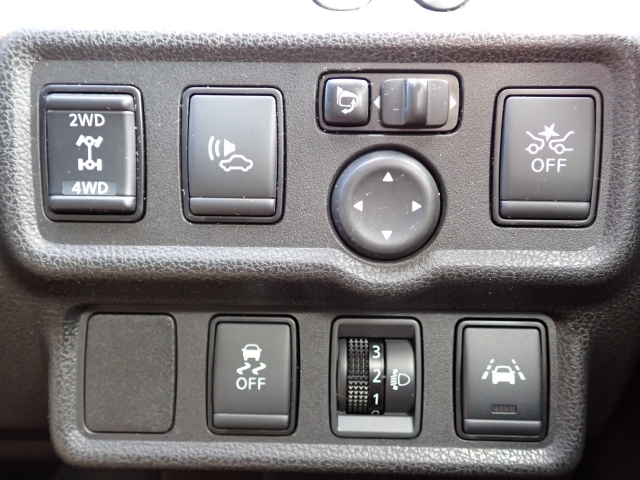 日産 ノート   福岡県の詳細画像 その9