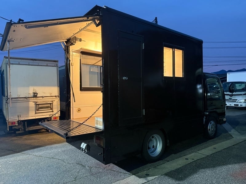 いすゞ エルフ   新潟県の詳細画像 その3