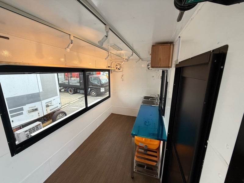 いすゞ エルフ   新潟県の詳細画像 その6